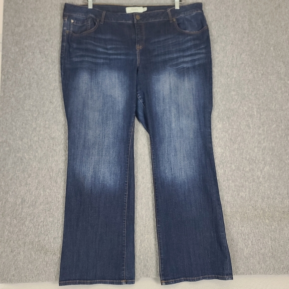 Torrid Relaxed Bootcut Stretch Denim Jeans Med Wash 24R - Picture 4 of 13